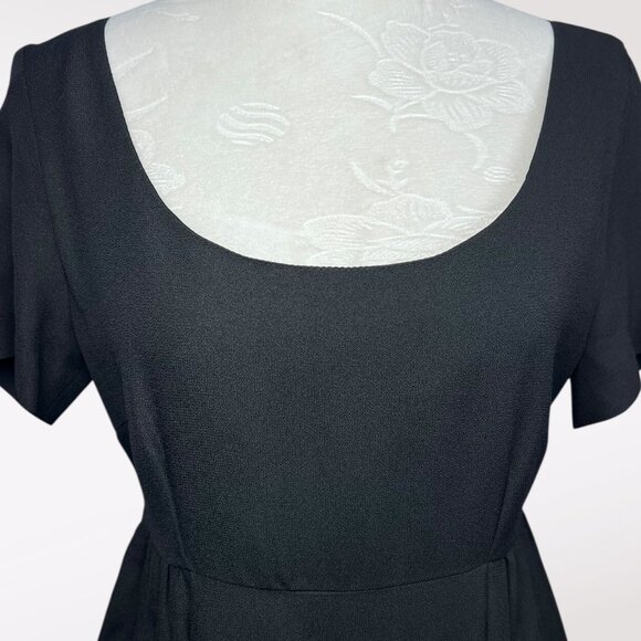 Vintage Italian Black Sheath Dress Short Sleeve Knee Length Size Small - Picture 2 of 10